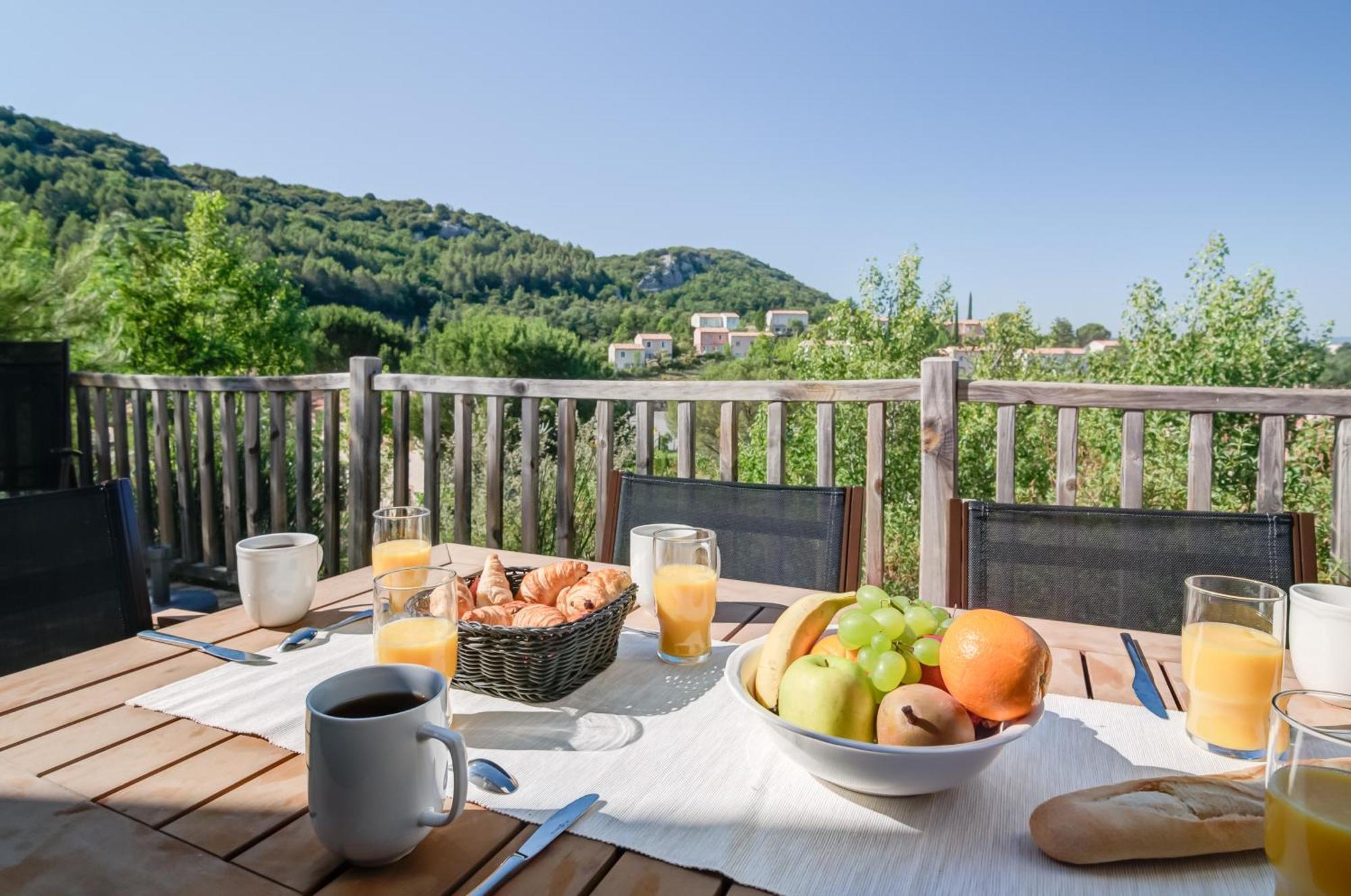 Village Pierre & Vacances Le Rouret Гропьер Экстерьер фото