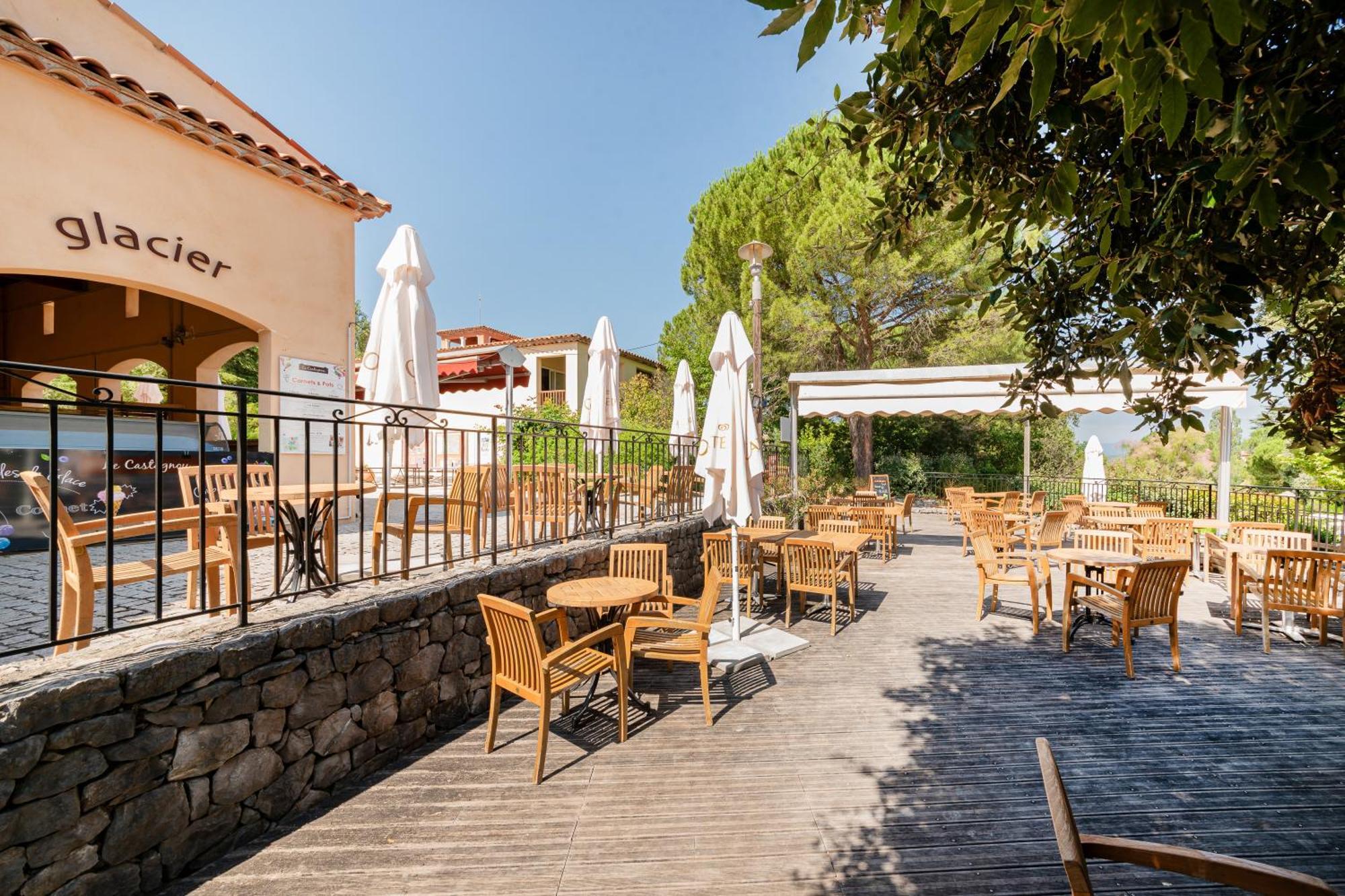 Village Pierre & Vacances Le Rouret Гропьер Экстерьер фото